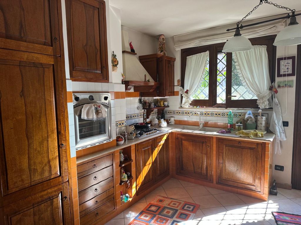 villa-unifamiliare-con-finiture-di-pregio